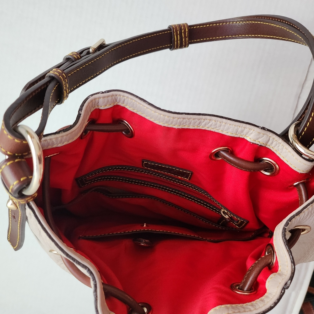 DOONEY & BOURKE leather bucket bag - Picture 3 of 5
